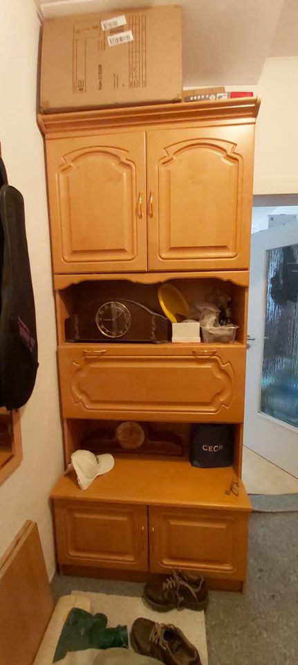 Kleiner Wandschrank in Prenzlau