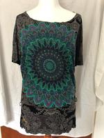 Desigual Shirt, Longshirt, Kleid, Gr. M, schwarz,buntes Muster Niedersachsen - Berne Vorschau