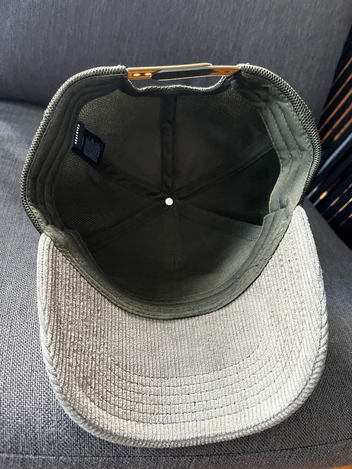 *NEU* Trucker Kappe grün-beige in Köln