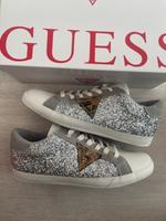 Guess Sneaker Damen Silber weiß gritzer glitter 40 Nordrhein-Westfalen - Paderborn Vorschau