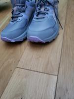 asics Laufschuhe neuwertig  Gr 40 München - Berg-am-Laim Vorschau