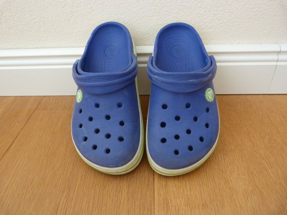 Crocs Kinder Unisex Größe 30 - 31 blau in Lage