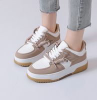 Sneaker Turnschuhe Sportschuhe Schuhe 36-41 / 42 Taupe weiß Sachsen - Markranstädt Vorschau