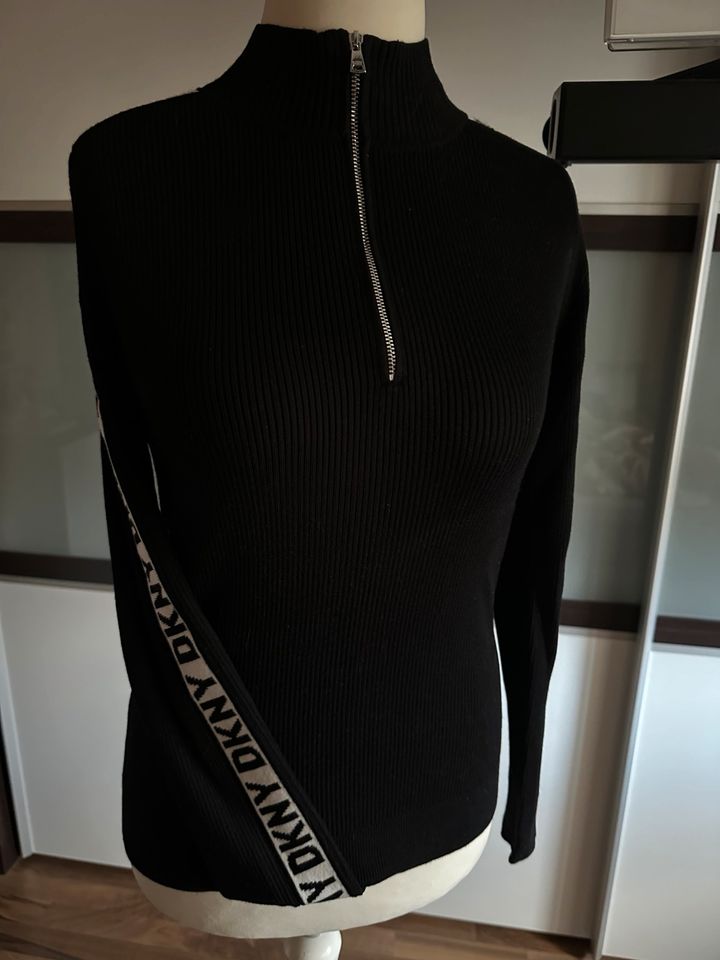DKNY Half zip Pulli gerippt schwarz Pullover zipper Logo in Münster