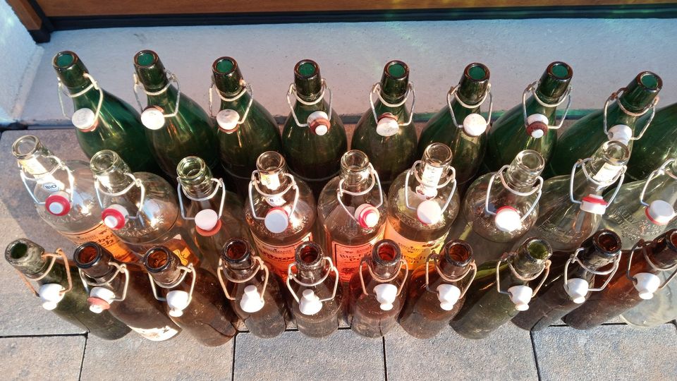 53 Bügelverschlussflaschen v. Kunzmann, Dt. Brunnen etc m. Kasten in Dillingen (Donau)
