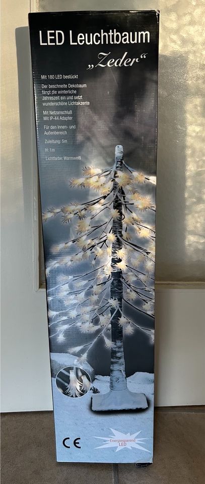 LED Leuchtbaum Zeder 1 m hoch Weihnachten