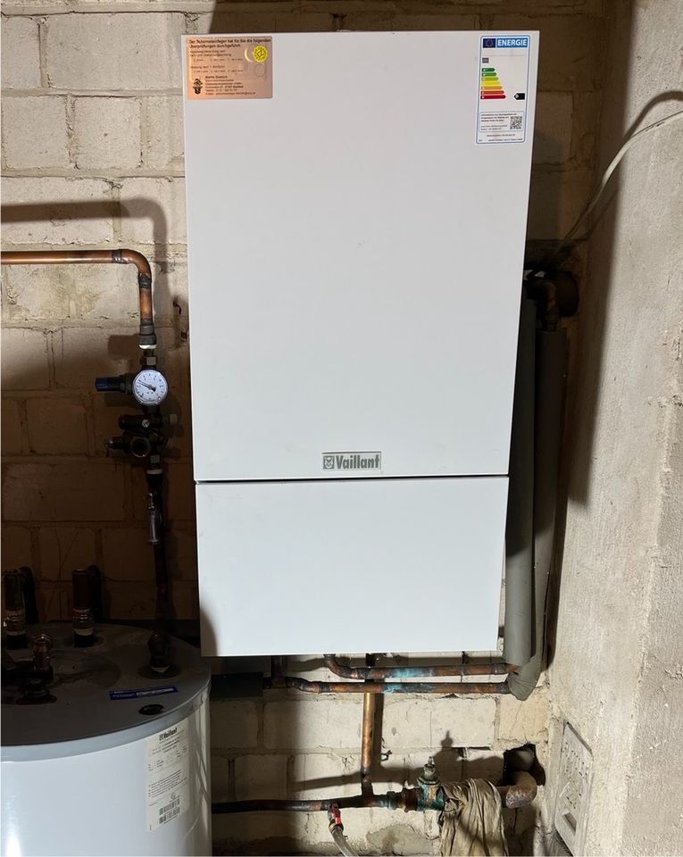 Vaillant Therme 20kw Heizung VC 194 XE in Ahausen
