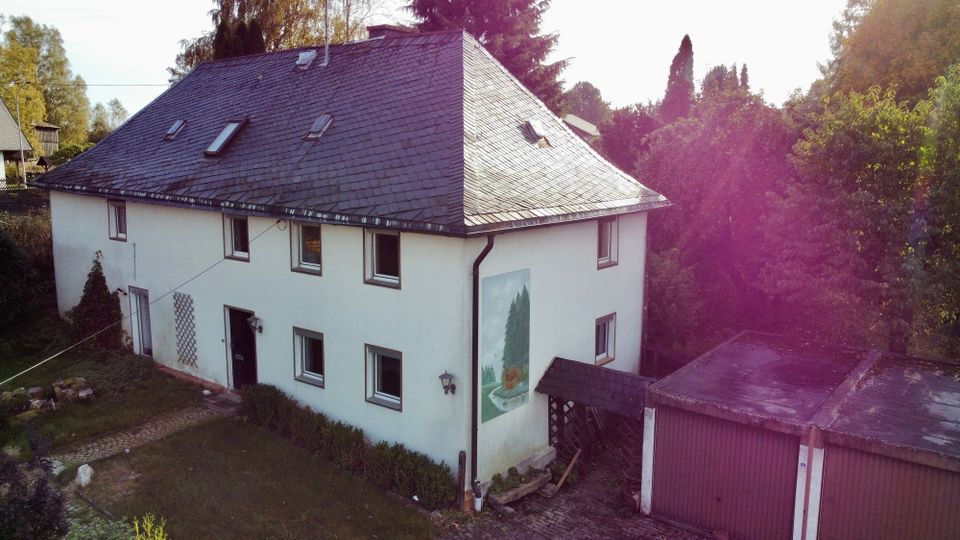 Großes Wohnhaus in ländlicher Lage in Schauenstein