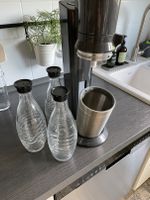 SodaStream Crystal Wassersprudler mit 3 Glaskaraffen Hessen - Darmstadt Vorschau