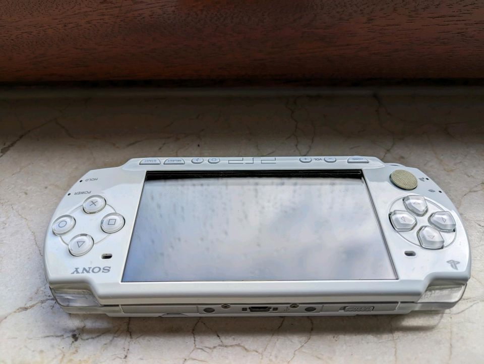 Sony PSP PlayStation Portable Jailbreak/Modchip/Homebrew in Lügde