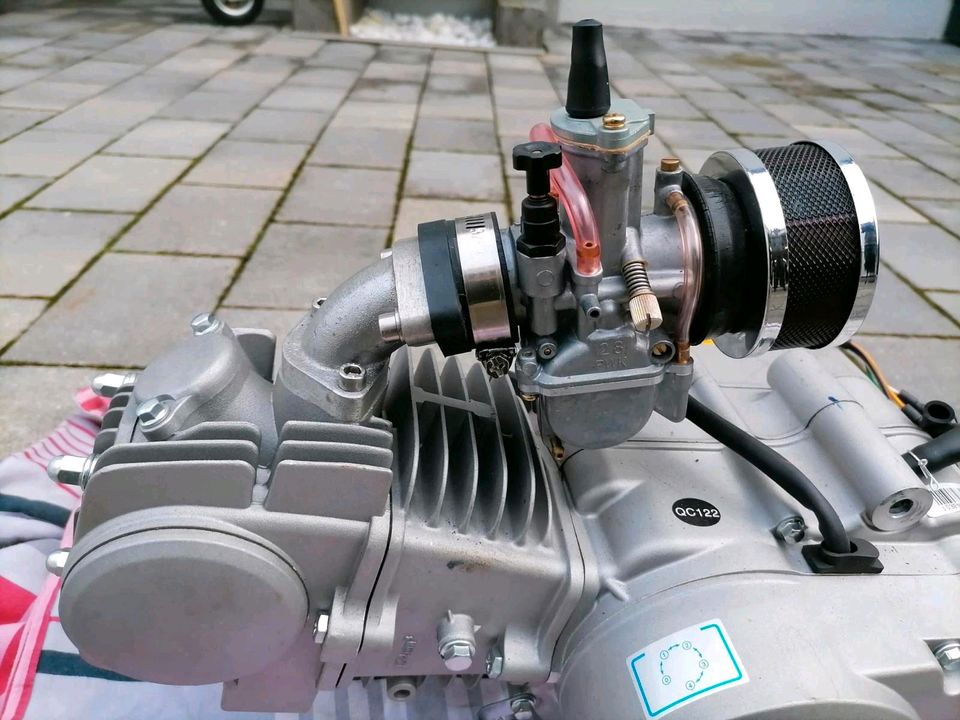 XY Motor 125ccm komplett, passend Honda DAX, Monkey, Chaly in Kolitzheim