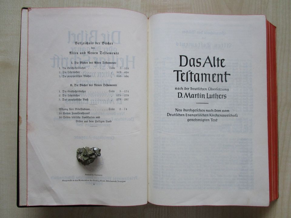 LUTHER Bibel Heilige Schrift 23cm, Leder, Rotschnitt, Schuber in Krefeld