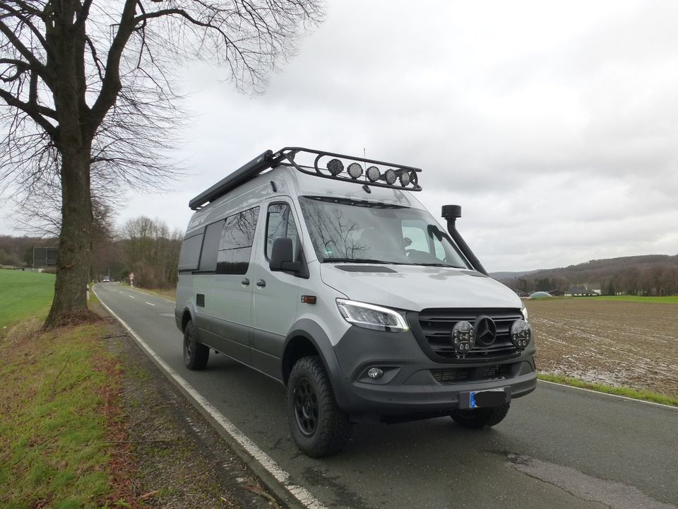 Mercedes-Benz Sprinter 319 V6 3.0 Liter 4x4 Allrad/Offroad in Wuppertal