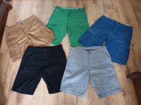 Kleiderpaket Shorts kurze Hosen Herren Größe 30, 32, M Wuppertal - Oberbarmen Vorschau