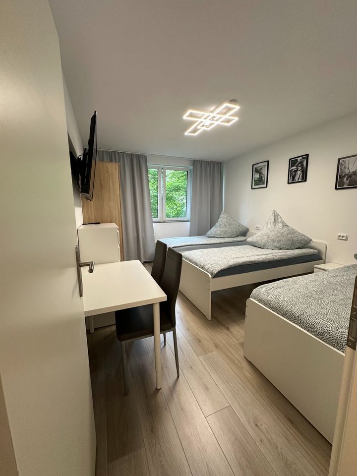 3-Zimmer-Monteurwohnung nach Renovierung (bis 8 Personen) in Krefeld - Felde & Felde SLP GmbH - in Krefeld