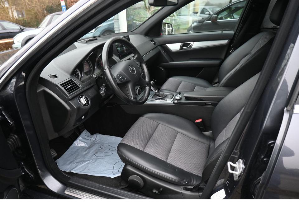 Mercedes-Benz C 350 CDI BE *Avantgarde* 7G-Aut AMG NAVI Leder in Seevetal