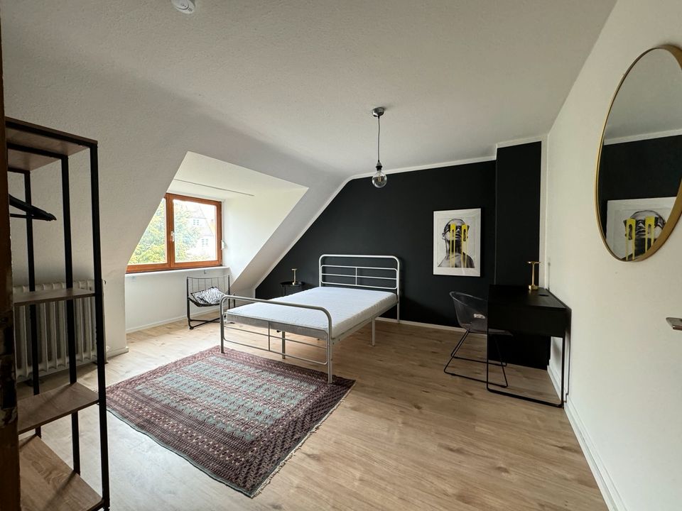 Helles 1 Zimmer Apartment Pendler Wohnung Stgt-West in Stuttgart
