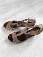 ARA Sandalen offene  gr. 40 Weite G braun taupe Bremen - Woltmershausen Vorschau
