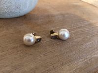 Alte Perlen Ohrringe Paar goldfarben mit Edelstein ? Nordrhein-Westfalen - Schmallenberg Vorschau