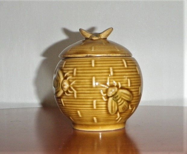 Keramik Honigtopf mit Reliefbienen in Königs Wusterhausen