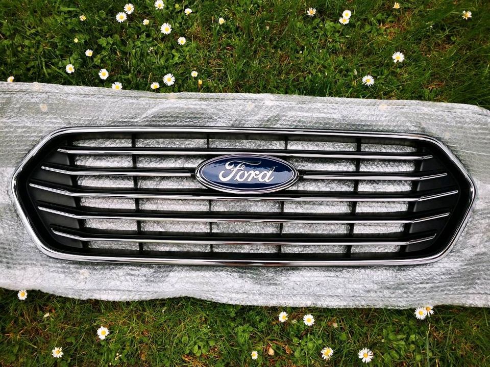 Ford Tourneo Custom Chrom Grill VERSAND inkl!!! in Rommerskirchen