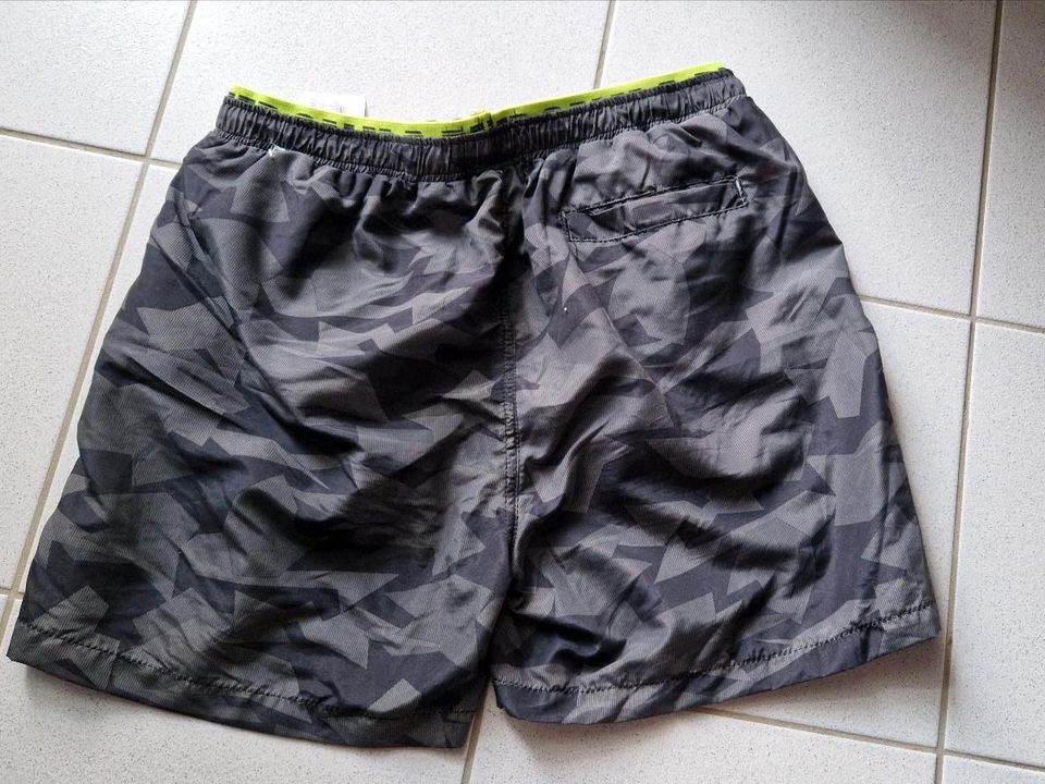 Badehose Badeshorts Gr. L Herren Gummibund in Bellheim