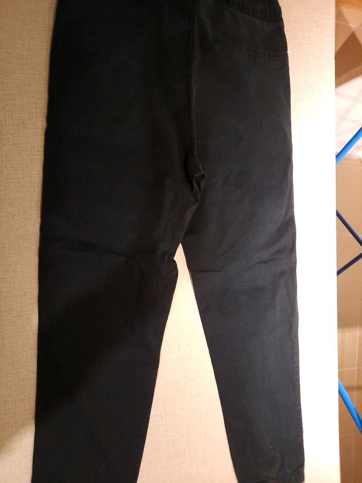 Twilljoggers Hosen h&m 170 blau schwarz grau in Bocholt