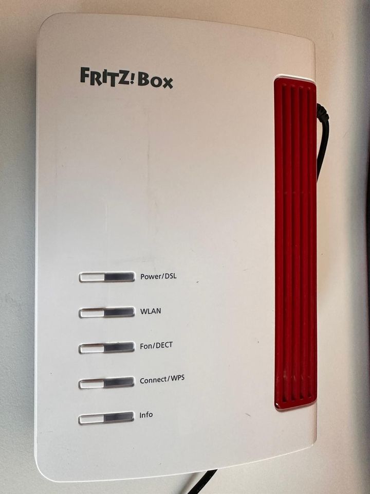 AVM Fritz! Fritz Box 7530 inkl. Netzteil in Pinneberg