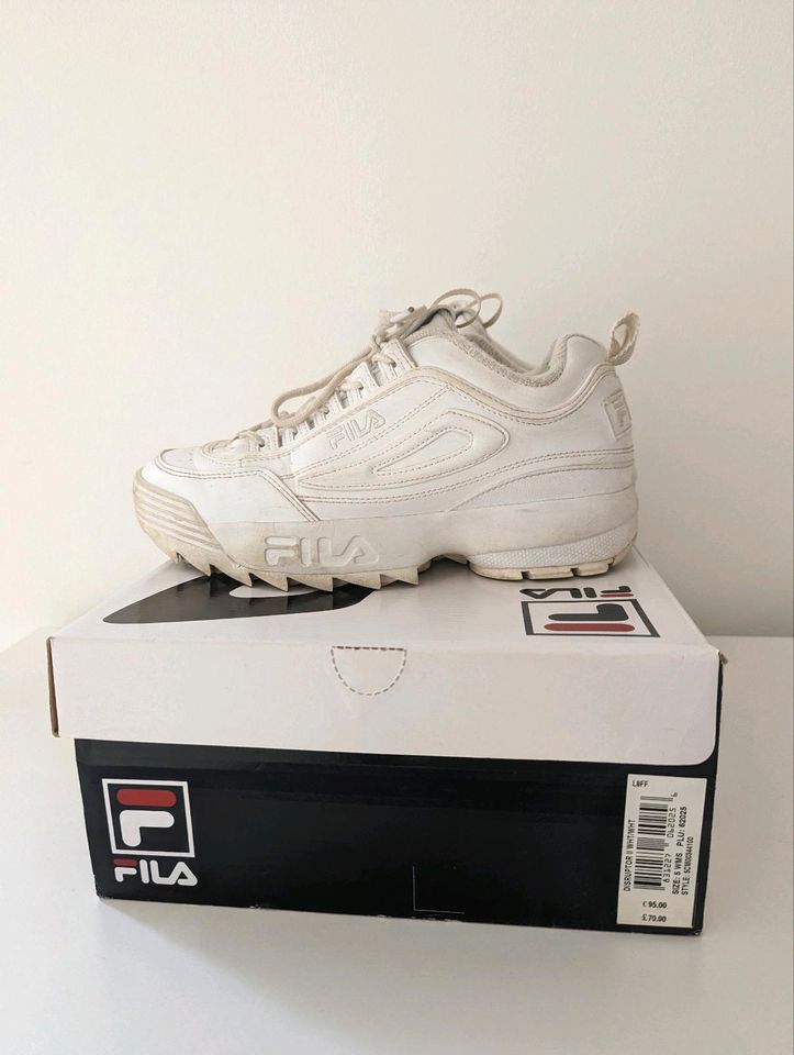 FILA Disruptor, weiß, Größe 5/ 38,5 in Puchheim