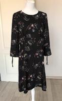 Kleid Reserved +Gr 40 Brandenburg - Großräschen Vorschau