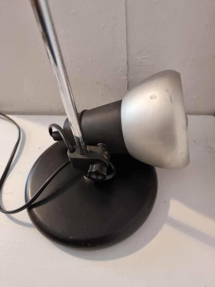 Stativlampe Schreib-Tischlampe Tischleuchte Vintage 70er 80er in Bamberg