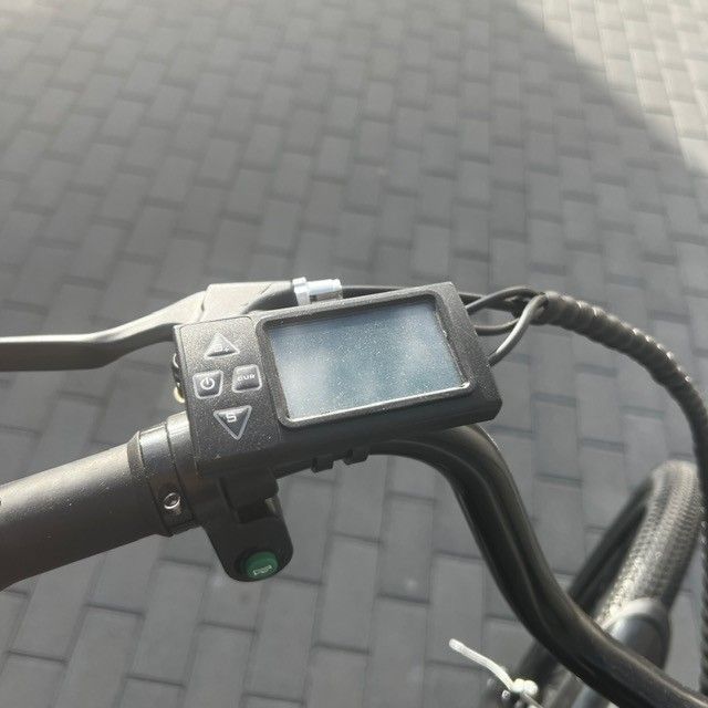 E-Bike 26 Zoll 250W Elektro Fahrrad Shimano Schwarz Neu in Hennigsdorf