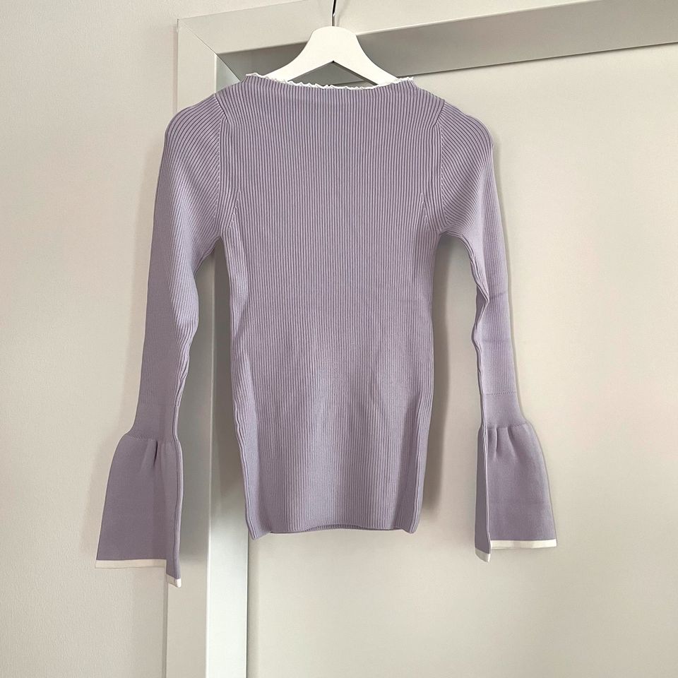 Lila Sandro Pullover in Frankfurt am Main