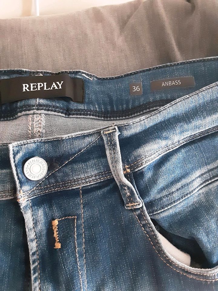 Replay Jeans in Limburgerhof