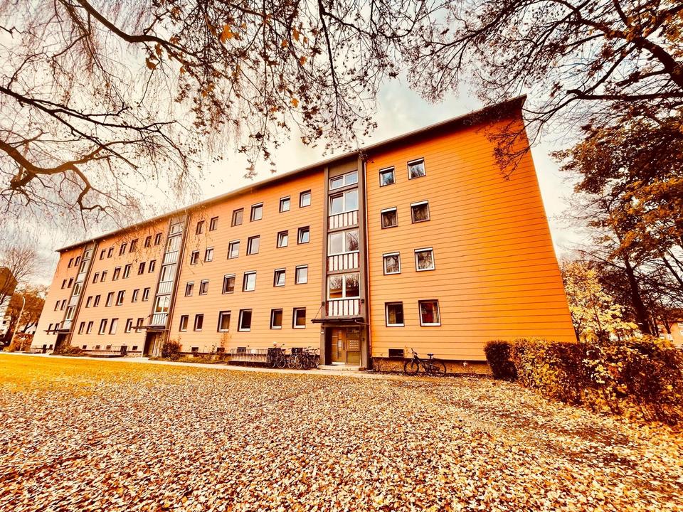 Zentral und doch ruhig: 4-Zimmer-Wohnung mit sonniger Loggia in Regensburg