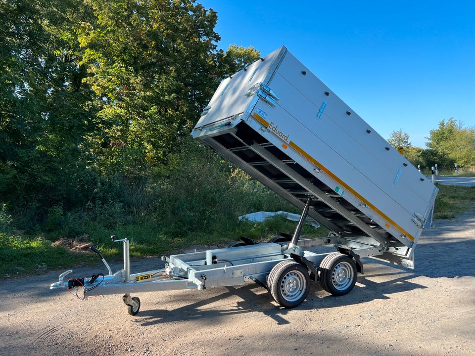 Vermiete Rückwärtskipper (elektrisch) / Anhänger 2000 kg zGG in Oberursel (Taunus)