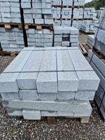 Granit-Einfassung / Mauer 14 x 20 cm, Länge 90-110 cm Bayern - Thannhausen Vorschau