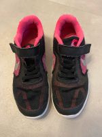 Nike Turnschuhe schwarz-pink Gr. 34 Hessen - Hanau Vorschau