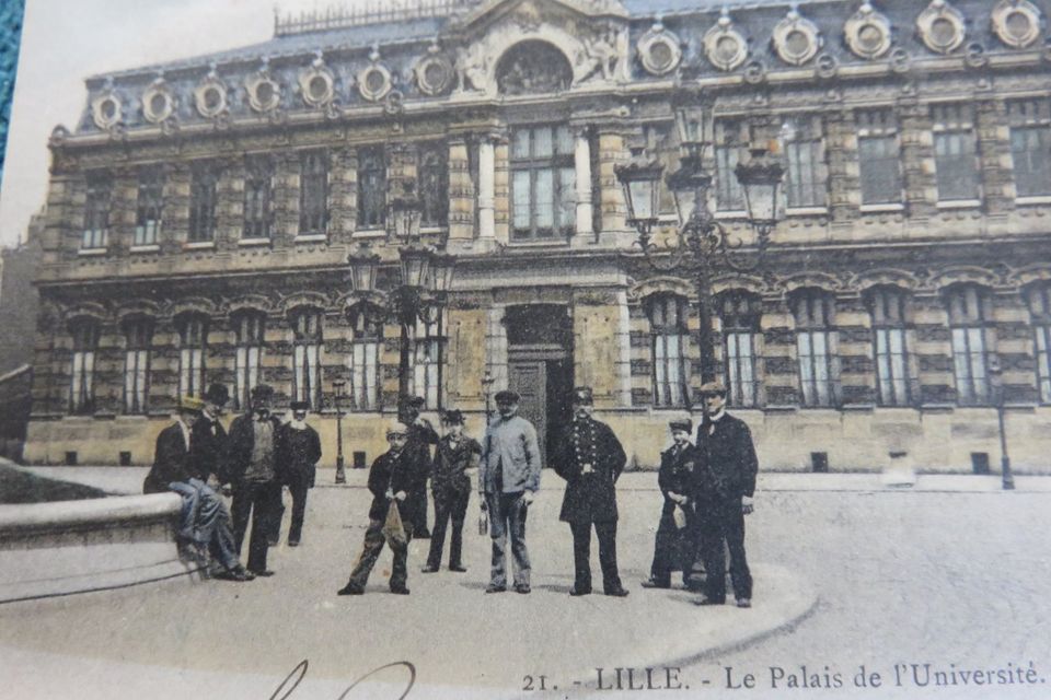 Alte Ansichtskarte Postkarte Frankreich Lille Le Palais Universit in Eging am See