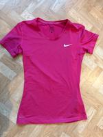 Nike Sport T-Shirt eng pink Hessen - Viernheim Vorschau