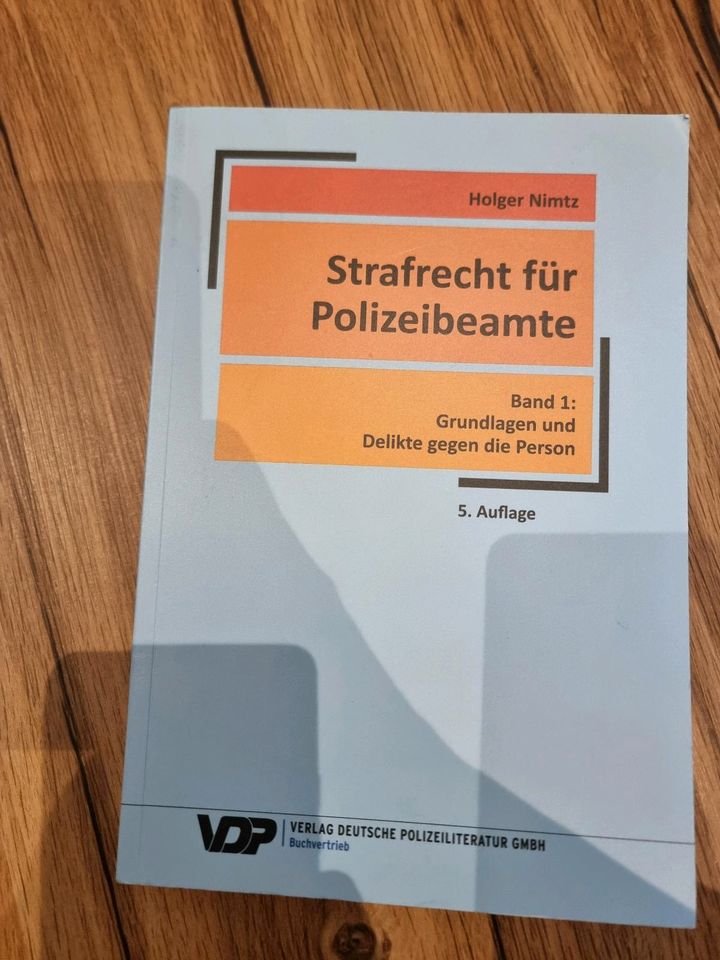 Bücher Polizei Ausbildung Studium in Schwalbach