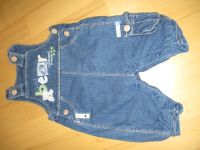 niedliche Baby Latzhose Jeans gr. 56 super erhalten Baden-Württemberg - Karlsbad Vorschau