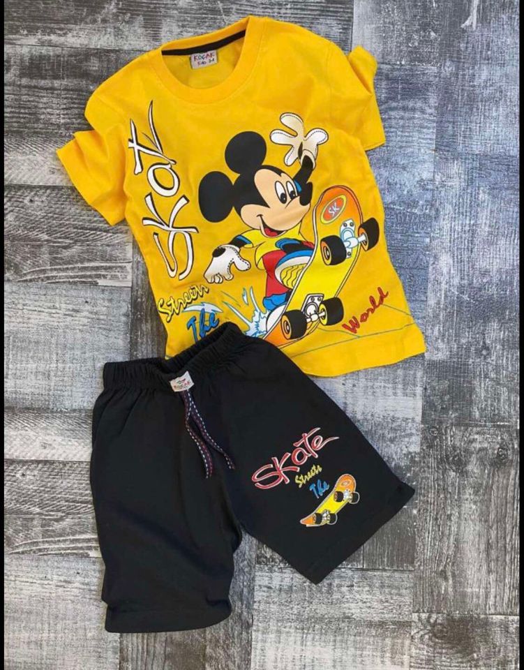 Micky Maus Mouse Mickey Set Shorts Shirt Hose Gr 98 104 NEU in München