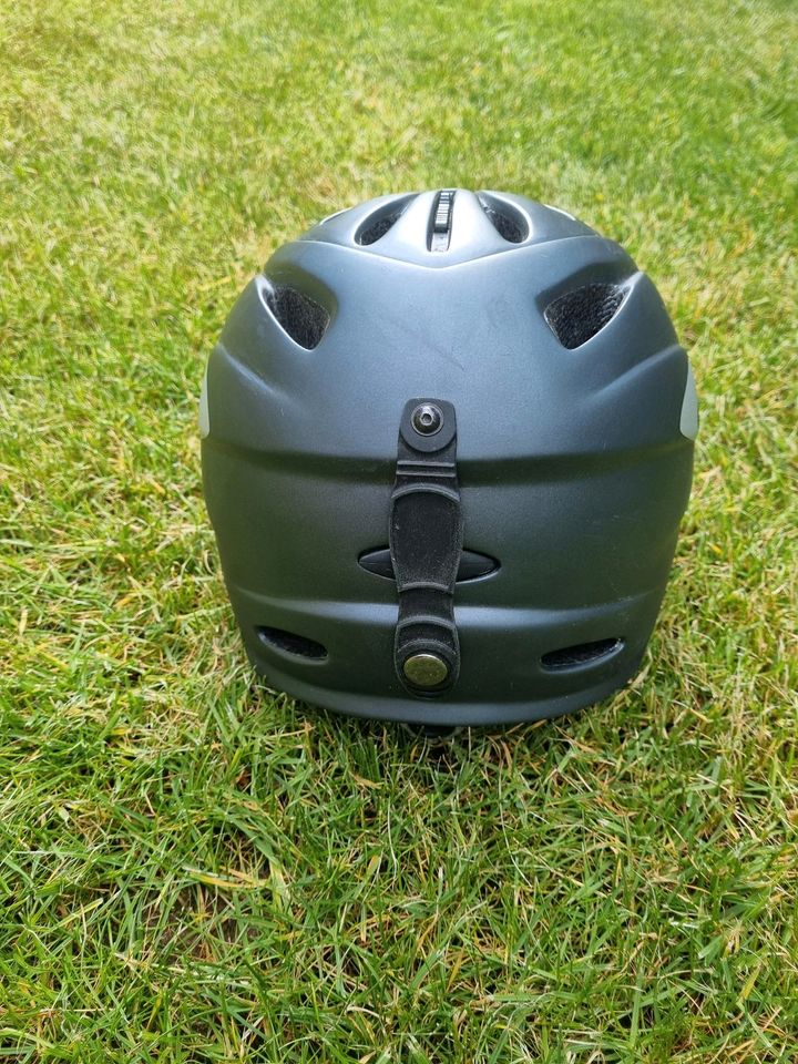 Neuer Sturzhelm Fahrradhelm Reithelm Gr. 52 - 56 - S/M in Dassow