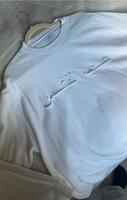 Weisser Pullover arabischer Schrift Hessen - Alsfeld Vorschau