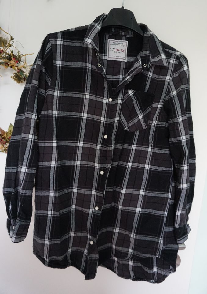 Lässige Bluse, Hemd von United Girls, Holzfäller Style, 146/152 in Plankstadt