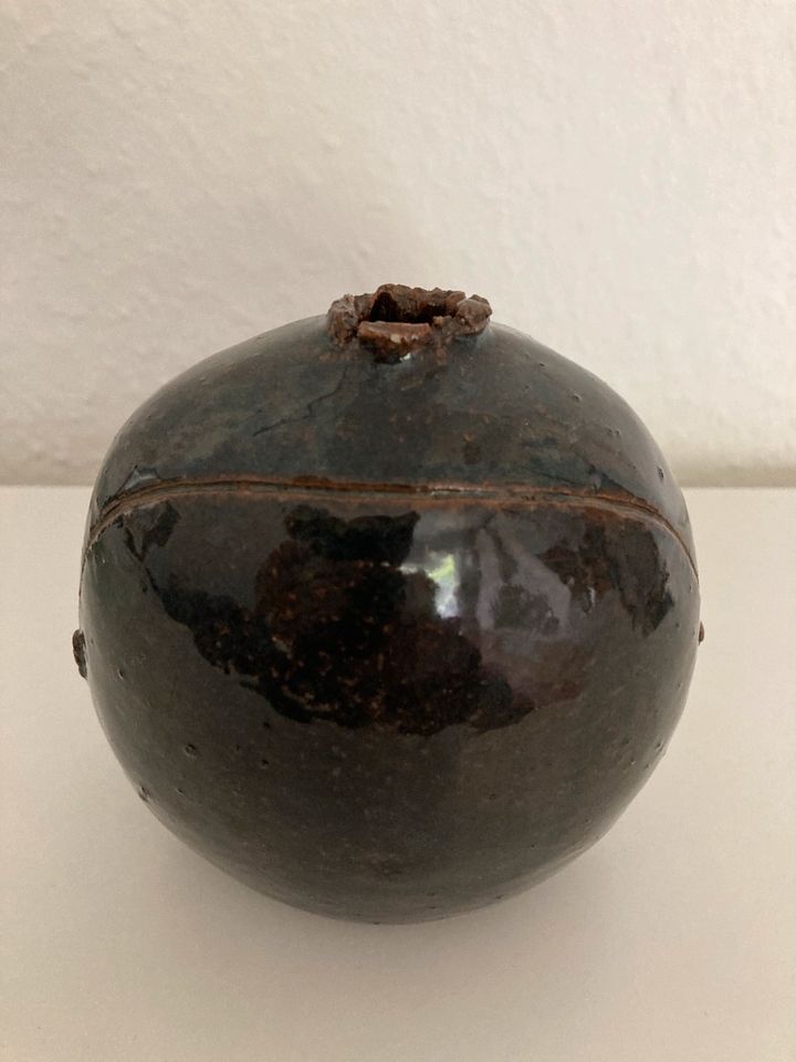 Keramik Vase braun für Einzelblüte 12 cm in Mainz