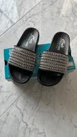 Damen Skechers Gr.36 mit Strass, Pantolette, Badeschuh, Schuhe Nordrhein-Westfalen - Mettmann Vorschau