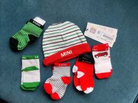 NEU Geschenk Geburt Baby Mütze & Socken Mini Auto 68 74 Hamburg-Nord - Hamburg Barmbek Vorschau