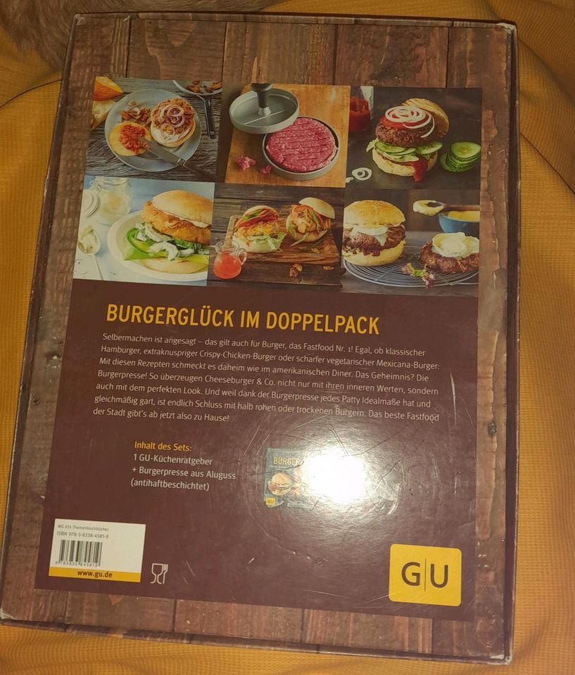 Burger Set mit  Pad, Buch, App + Extra Rezeptkalender in Markt Schwaben